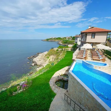 Dolphin Bay Boutique Complex