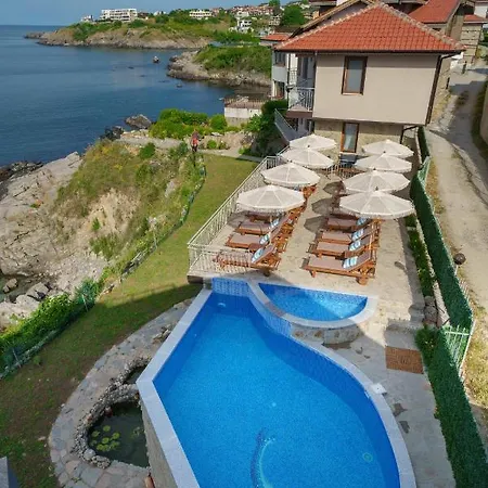Dolphin Bay Boutique Complex Hotel