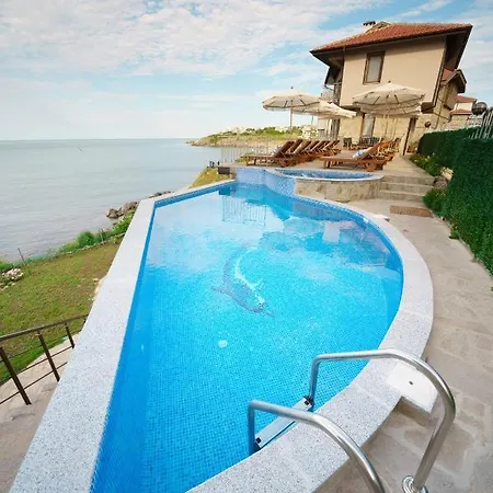 Dolphin Bay Boutique Complex Hotel Sozopol