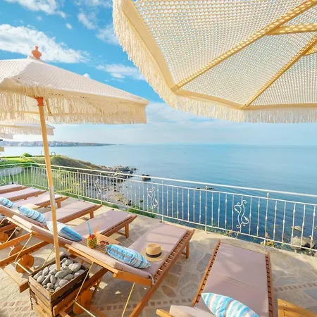 Dolphin Bay Boutique Complex Sozopol