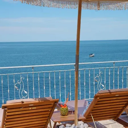 Dolphin Bay Boutique Complex * Sozopol