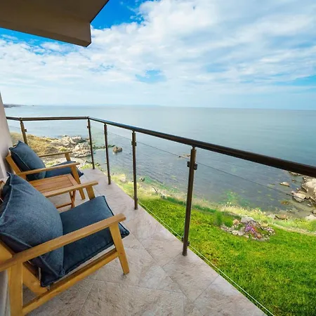 Dolphin Bay Boutique Complex Sozopol