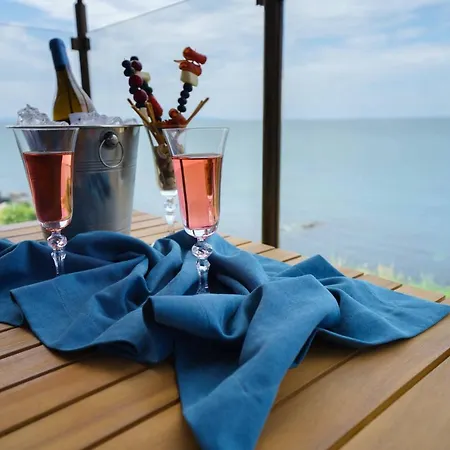 Hotel Dolphin Bay Boutique Complex *