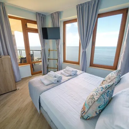 Dolphin Bay Boutique Complex