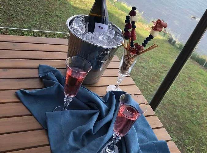 Dolphin Bay Boutique Complex Hotel *