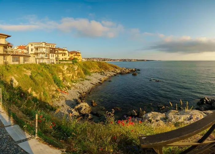 Dolphin Bay Boutique Complex Sozopol