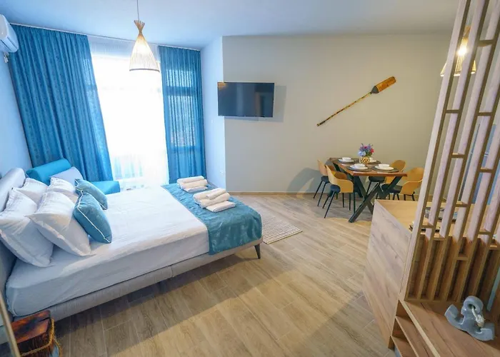 Dolphin Bay Boutique Complex Hotel