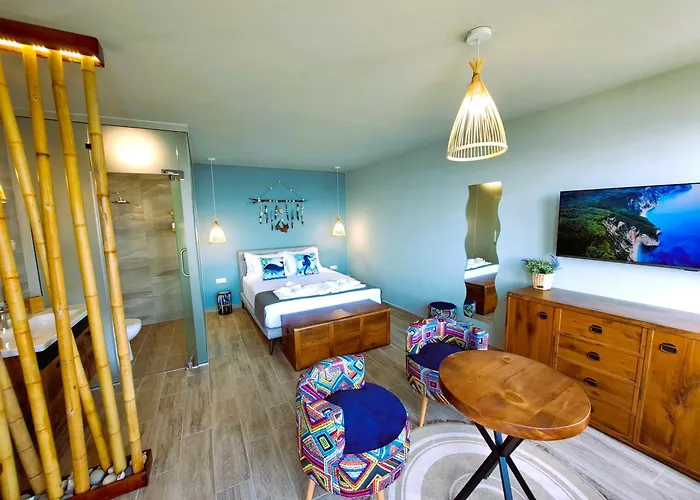 Hotel Dolphin Bay Boutique Complex *