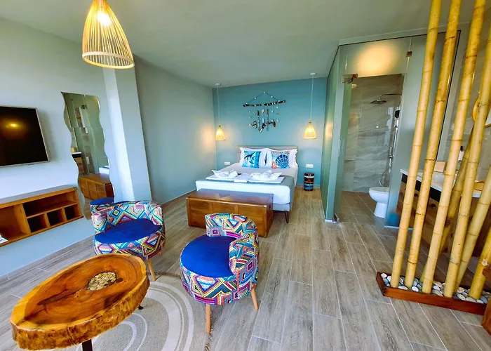 Dolphin Bay Boutique Complex *