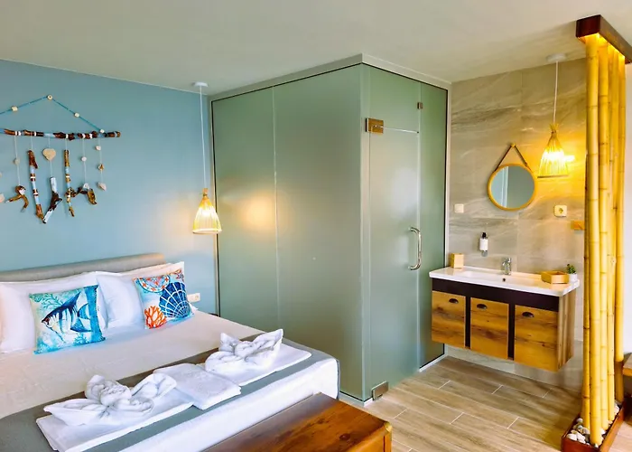 Dolphin Bay Boutique Complex Hotel *