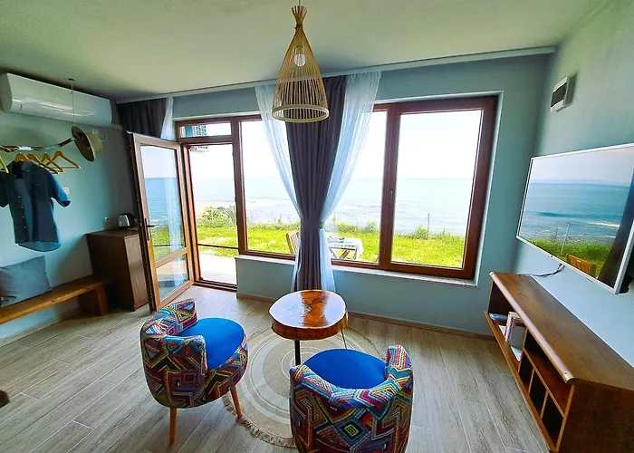 Dolphin Bay Boutique Complex Hotel *